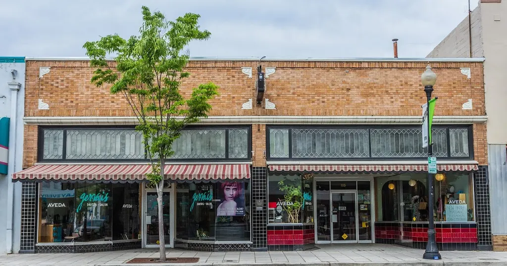 Gervais Day Spa & Salon An Aveda Salon — Day spa in Medford